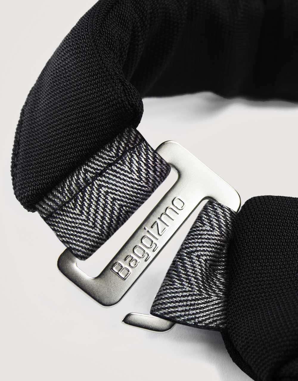 Baggizmo bag buckle detail, black